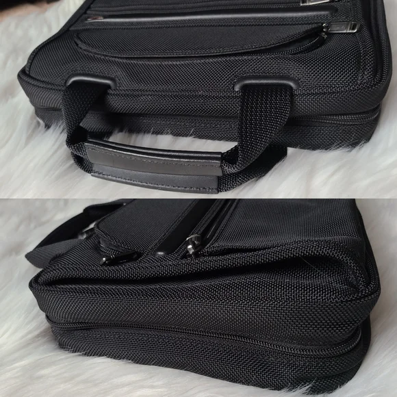 🔴SOLD🔴TUMI|Men's Classic Hanging Travel Toiletry Bag - Picture 9 of 11